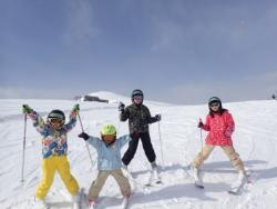 2025-26  スキースクール　受付中